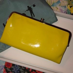 Vintage Hobo Lauren wallet in Lemon Yellow